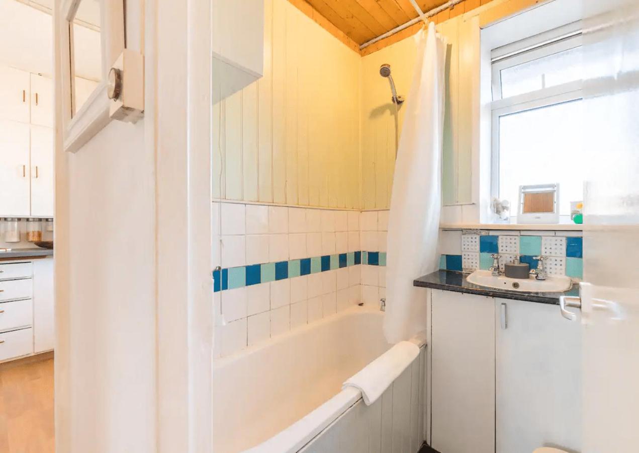 Central London Shared Apartment 외부 사진